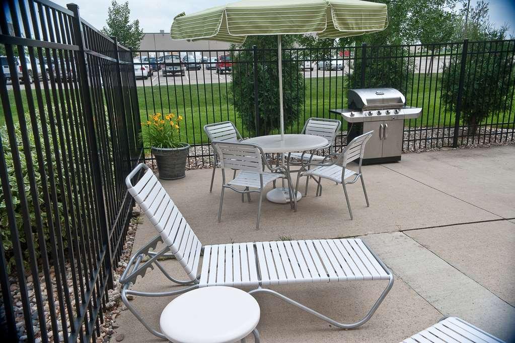 Country Inn & Suites By Radisson, Brookings Exterior photo