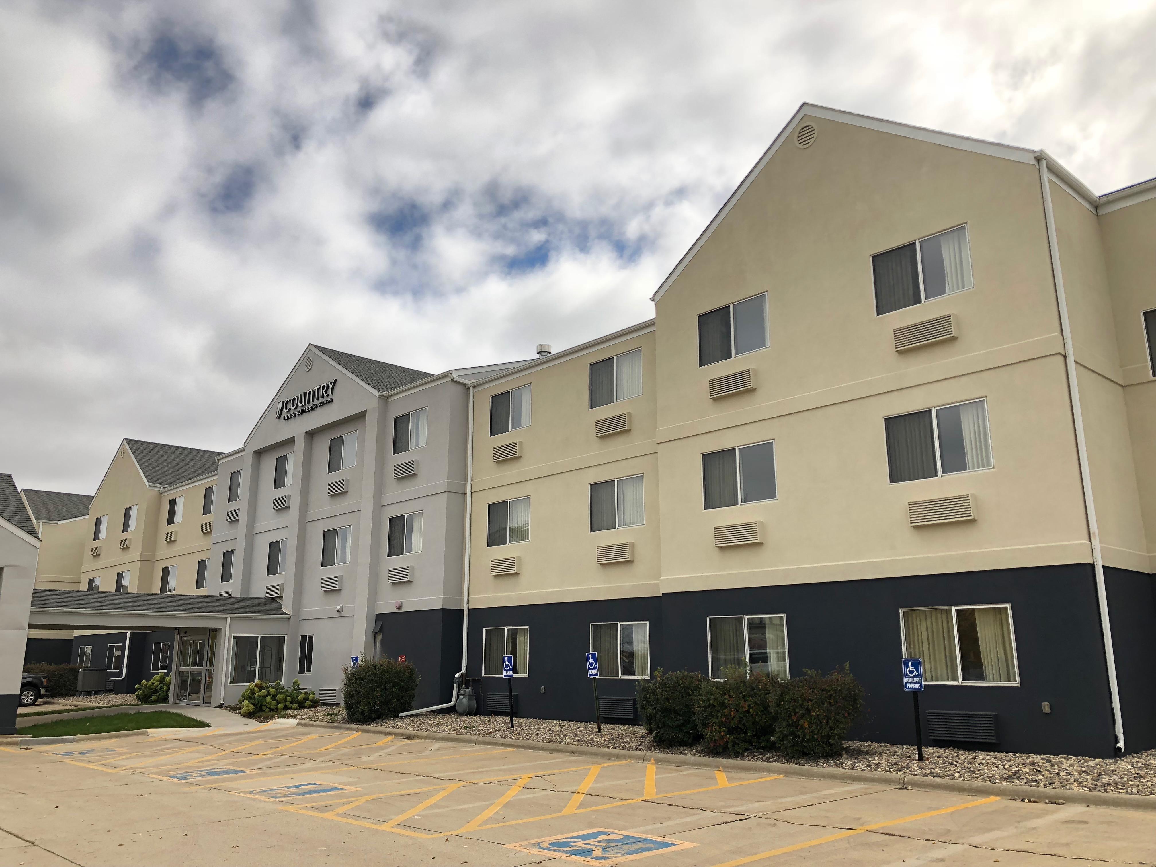 Country Inn & Suites By Radisson, Brookings Exterior photo